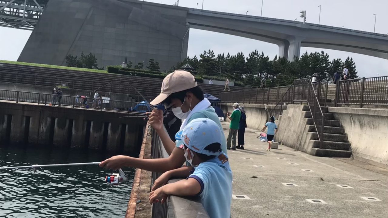 ボーイスカウト神戸第2団　アジュール舞子　魚釣り